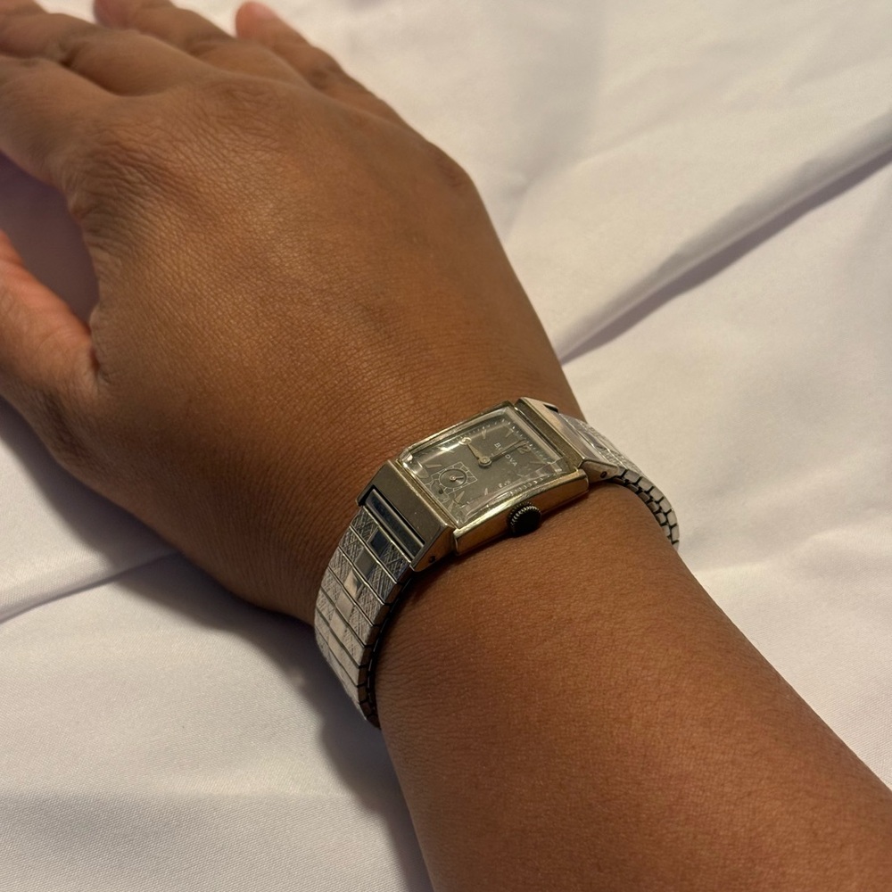 Bulova Silver Rectangular Stretchy Band Women’s o… - image 10